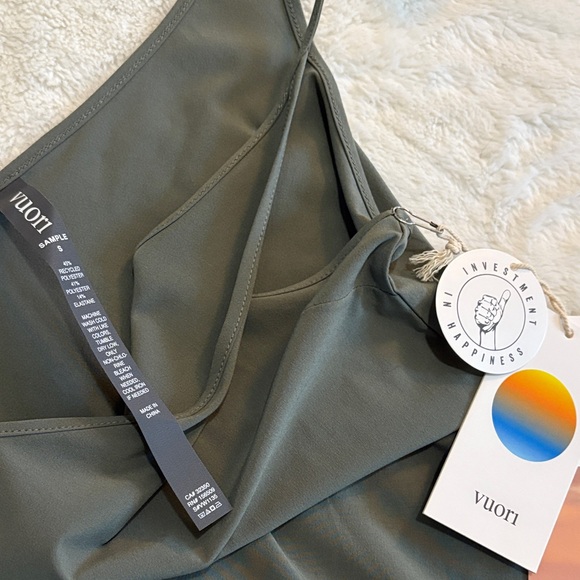 Vuori Villa Cami, Size Small NWT. Color Army. - Picture 5 of 7